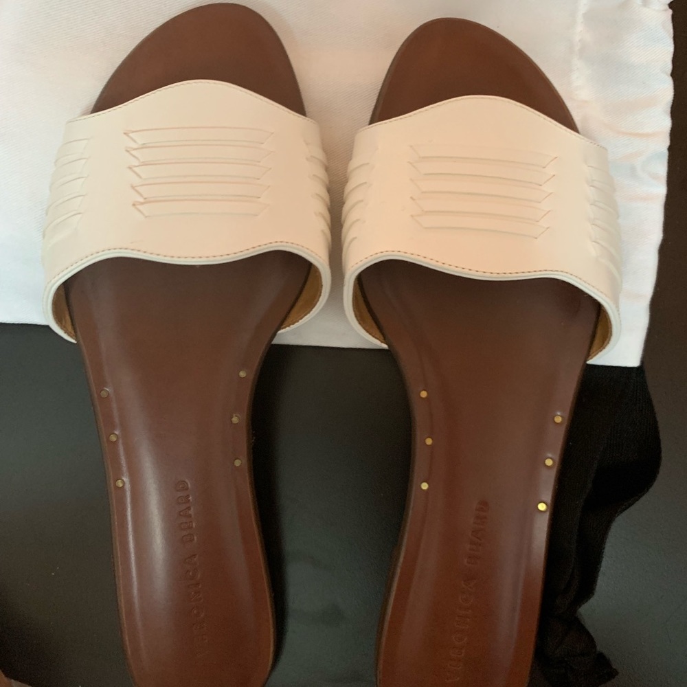 Veronica Beard white flat sandals